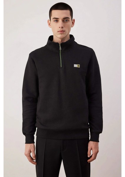 Erkek Dik Yaka Standart Kol Düz Desenli Regular Kalıp Sweatshirt Fonksiyonel Dayanıklı Şık modelleri