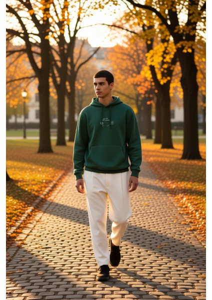 Erkek Kapüşonlu Standart Kol Regular Kalıp Uzay Nakışlı Sweatshirt Fonksiyonel Dayanıklı Şık