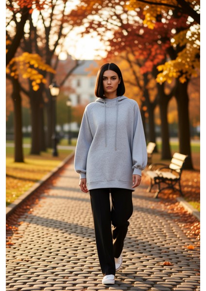 Kadın Kapüşonlu Düşük Kol Uzun Sweatshirt Fonksiyonel Dayanıklı Kaliteli Konforlu Estetik Şık