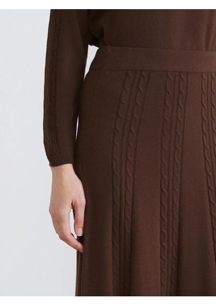 Lcw Modest Kahverengi Beli Lastikli Kendinden Desenli Kloş Triko Etek modelleri