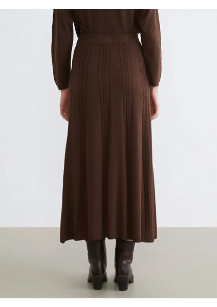 Lcw Modest Kahverengi Beli Lastikli Kendinden Desenli Kloş Triko Etek fırsatları