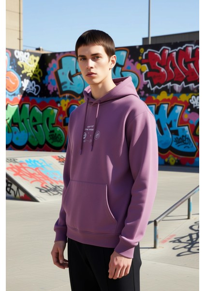 Erkek Kapüşonlu Standart Kol Regular Kalıp Uzay Nakışlı Sweatshirt Fonksiyonel Dayanıklı Şık indirimleri