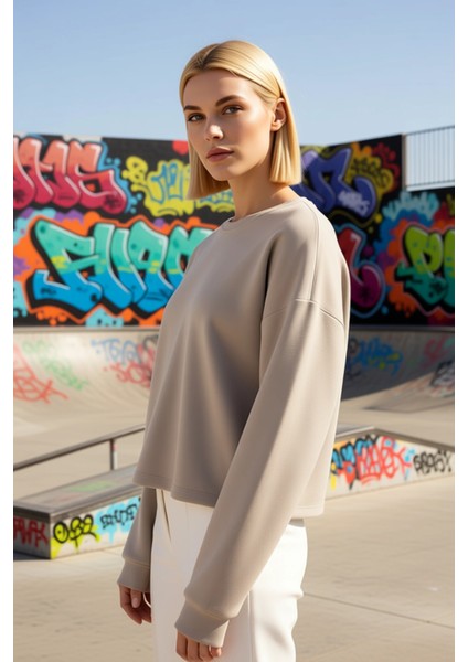 Kadın Bisiklet Yaka Standart Kol Crop Örme Sweatshirt Fonksiyonel Dayanıklı Kaliteli Rahat indirimleri