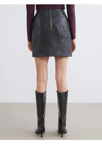 Soulife Siyah Beli Fermuarlı Deri Görünümlü Mini Etek fırsatları