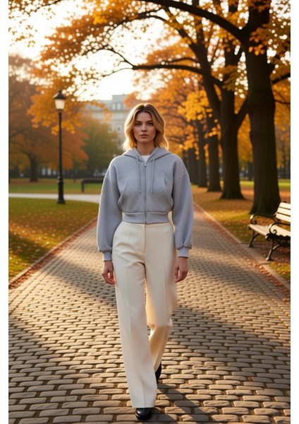 Kadın Kapüşonlu Düşük Kol Fermuarlı Örme Sweatshirt Fonksiyonel Dayanıklı Kaliteli Estetik