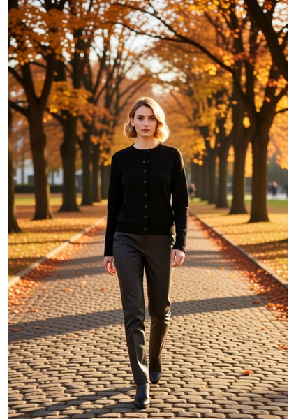 Kadın Bisiklet Yaka Standart Kol Düğmeli Regular Kalıp Örme Üst Fonksiyonel Dayanıklı Spor