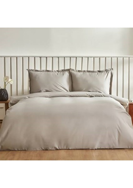 4 Parça Çift Kişilik Nevresim Takımı