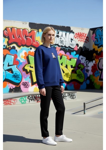 Kadın Bisiklet Yaka Düşük Kol Nakışlı Regular Kalıp Sweatshirt Fonksiyonel Dayanıklı Rahat indirimleri