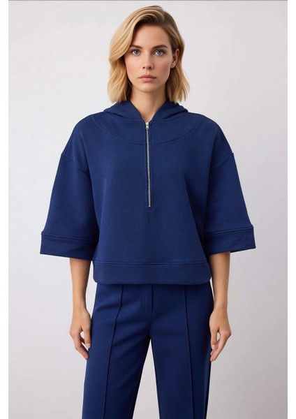 Kadın Kapüşonlu Truvakar Kol Fermuar Detaylı Oversize Sweatshirt Fonksiyonel Dayanıklı Şık modelleri