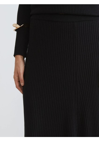 Soulife Siyah Beli Lastikli Kloş Triko Etek modelleri