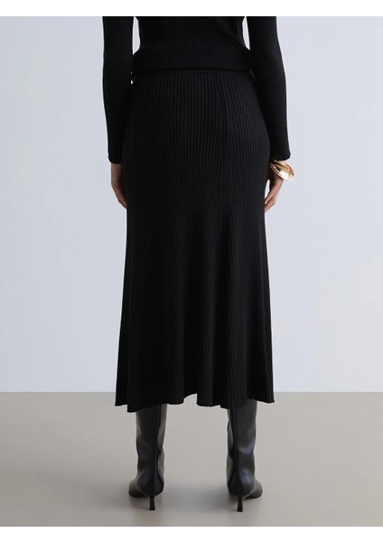 Soulife Siyah Beli Lastikli Kloş Triko Etek fırsatları