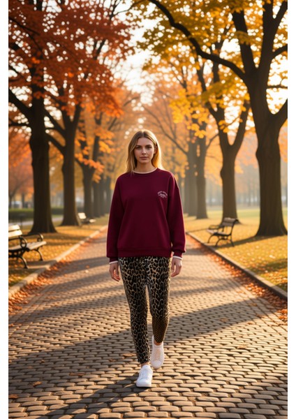 Kadın Bisiklet Yaka Düşük Kol Oversize Kalıp Nakış Detaylı Sweatshirt Fonksiyonel Kaliteli