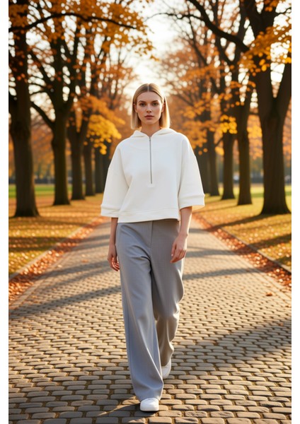 Kadın Kapüşonlu Truvakar Kol Fermuar Detaylı Oversize Sweatshirt Fonksiyonel Dayanıklı Şık