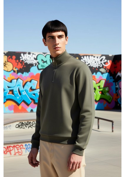 Erkek Dik Yaka Standart Kol Regular Kalıp Sweatshirt Fonksiyonel Dayanıklı Kaliteli Modern indirimleri