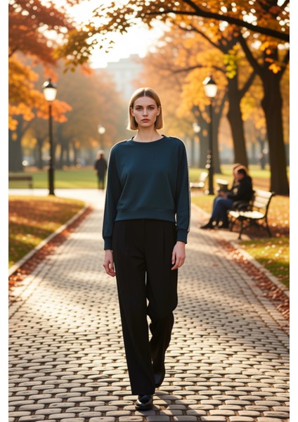 Kadın Bisiklet Yaka Düşük Kol Regular Sweatshirt Fonksiyonel Dayanıklı Kaliteli Konforlu Şık