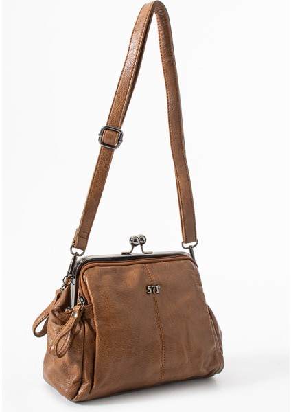 571 Collections Yıkama Deri Klipsli Fermuarlı 3 Bölmeli Burslu Omuz Çantası MODEL:(571-13T)