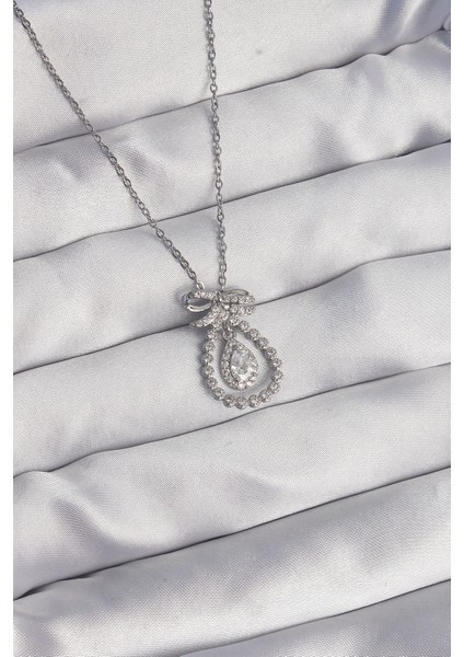 316L Çelik Gümüş Renk Fiyonk Detaylı Zirkon Taşlı Damla Model Kolye - Lisinya