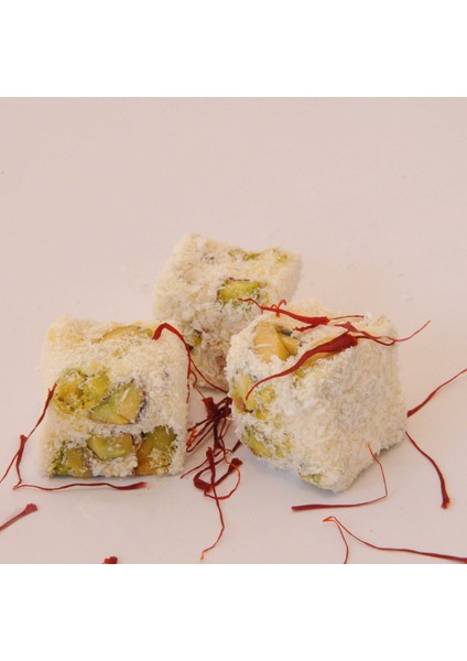 Çifte Kavrulmuş Safranlı Antep Fıstıklı Hindistan Cevizi Kaplı Lokum 300GR