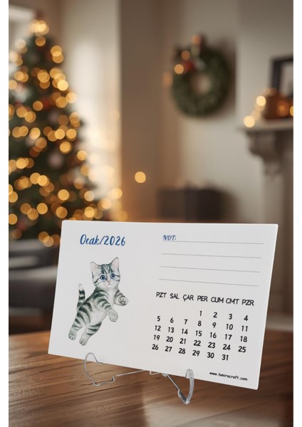 Sevimli Kediler Temalı Standlı Masa Üstü Takvimi 2026 Yılı