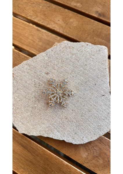 Taşlı Altın Kar Tanesi Broş fiyatları