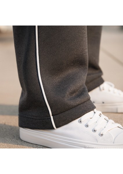 Düz Paça Üç Iplik Kılbiyeli Eşofman Altı modelleri