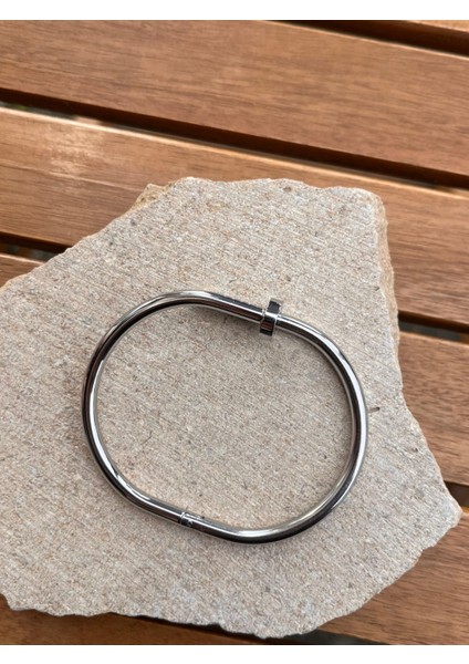 Çivi Desen Gümüş Kelepçe fiyatları