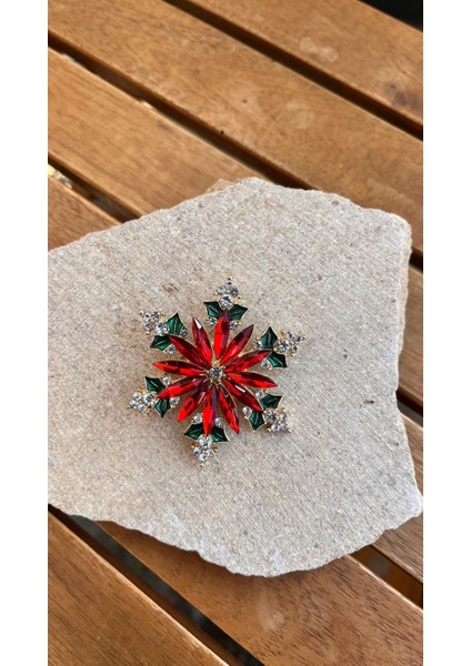 Kırmızı Yeşil Taşlı Broş fiyatları