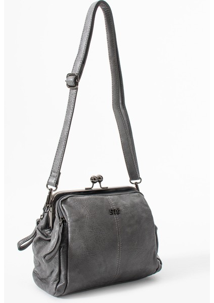 571 Collections Yıkama Deri Klipsli Fermuarlı 3 Bölmeli Burslu Omuz Çantası MODEL:(571-13T)