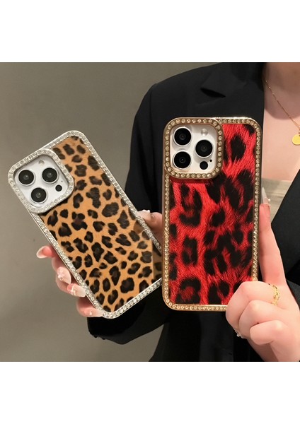 iPhone 14/15 Plus Uyumlu Leopar Baskılı Deri Kenarları Taşlı Kılıf