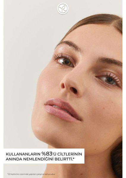 Normal ve Kuru Ciltleri 48 Saat Boyunca Nemlendirici ve Cilde Işıltılı Görünüm Veren Jel Krem 50ML modelleri