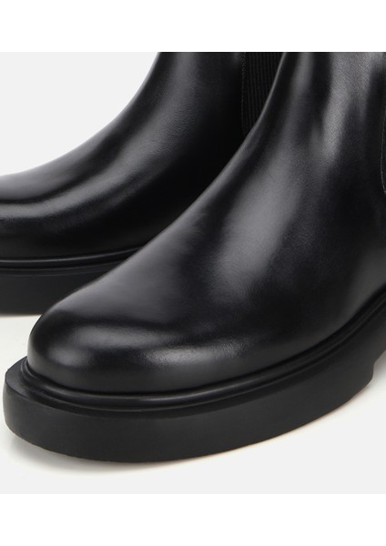 02BOH318040A100 ERKEK Deri Siyah Lastik Detaylı Chelsea Bot modelleri