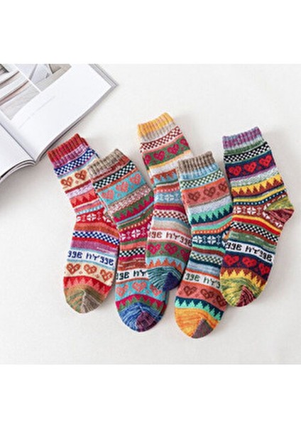 5'li Kışlık Kalın Unisex Soket Çorap Set Renkli Desenli Pamuk İpliği ile Sıcak Tutar fiyatları