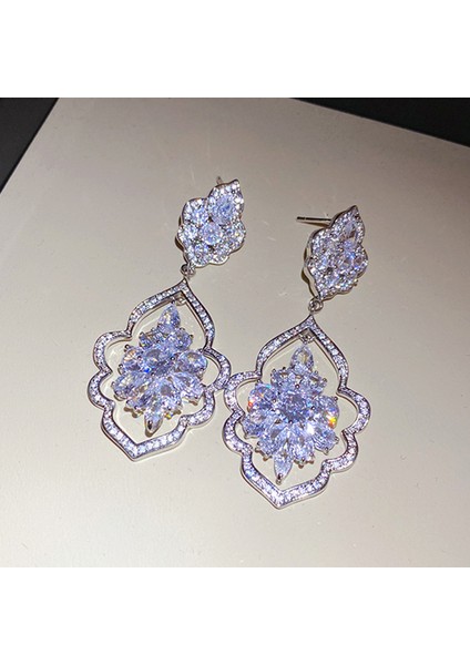 Geometrik Renkli Çiçekler Zirkonya Püskül Küpe Hafif Lüks Yüksek Duyu Küpe Narin Lüks Küpe Kadın (Yurt Dışından)