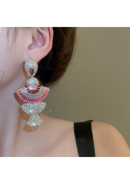 Geometrik Renkli Çiçekler Zirkonya Püskül Küpe Hafif Lüks Yüksek Duyu Küpe Narin Lüks Küpe Kadın (Yurt Dışından) modelleri