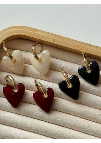 Altın Rengi Kalpli Halka Küpe modelleri