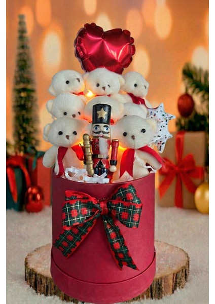 Yeniyıl Özel Seri: LED Işıklı, Fındıkkıran Kurşun Asker Figürlü 7 Yumoş Ayıcıklı ve Noel Aksesuarlı Özel Konsept Ayıcık Buketi