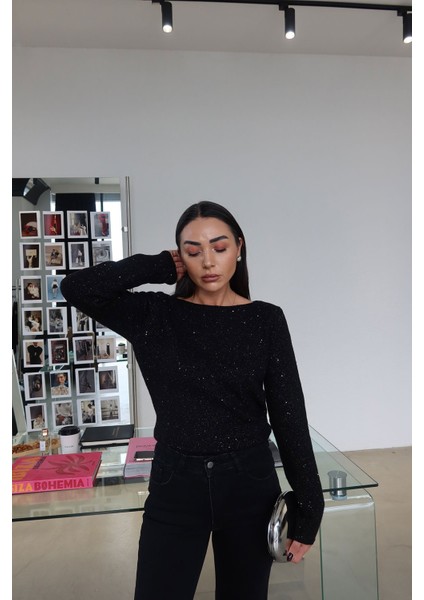 Kayık Yaka Pullu Simli Triko fiyatları