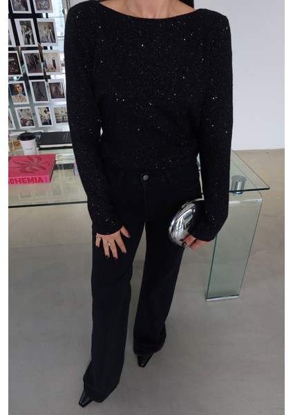 Kayık Yaka Pullu Simli Triko fırsatları