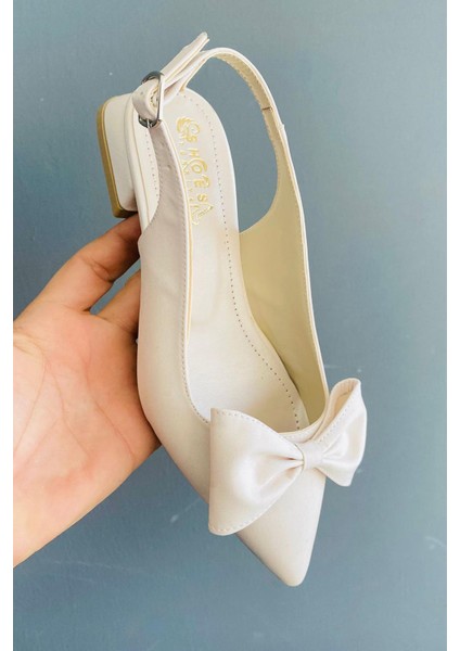 Sista Krem Kumaş Fiyoklu Arkası Acık 2 cm Topuklu Sivri Burun Babet