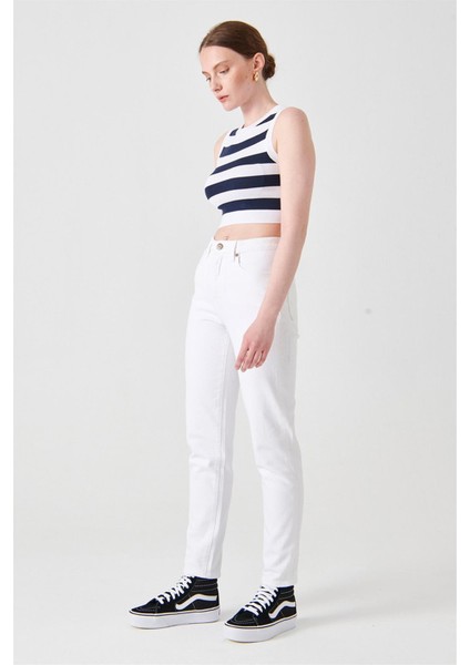 KELLY Mom Fit Beyaz Kadın Jean Pantolon