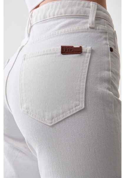 KELLY Mom Fit Beyaz Kadın Jean Pantolon