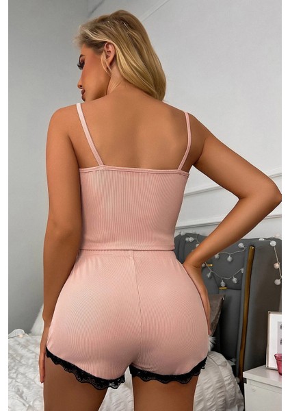 Kadın Pembe Alt ve Üst Dantel Detaylı Şortlu Gecelik Takımı fiyatları