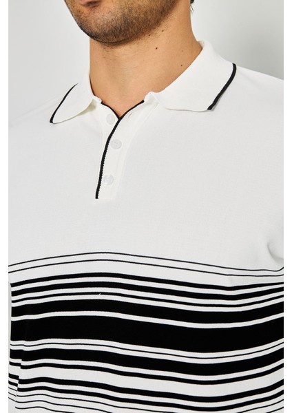 Erkek Göğüs Çizgili Örme Kazak Şık ve Rahat Günlük Kullanıma Uygun Düğmeli Polo Yaka Kısa Kol Kazak fiyatları