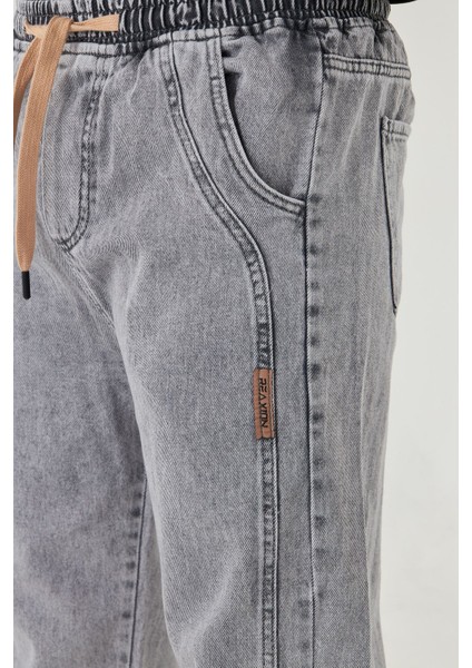 Erkek Baggy Yandan Parçalı Etiket Detaylı Düz Kot Pantolon 707 fırsatları