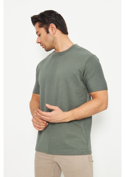 Erkek Sade Basic Bisiklet Yaka 2 Ip Rahat Ferah Dokulu Kumaş Günlük Kullanıma Uygun T-Shırt indirimleri