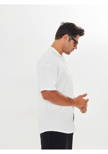 Erkek Kısa Kol Oversize Apaş Yaka Burgu Desen Rahat Gömlek indirimleri