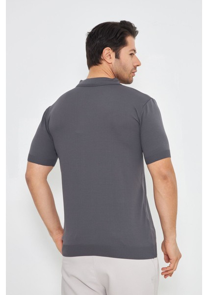 Erkek Yazlık Rahat ve Trend Polo Yaka ve Dikey Fermuarlı Klasik Kısa Kollu Kazak modelleri
