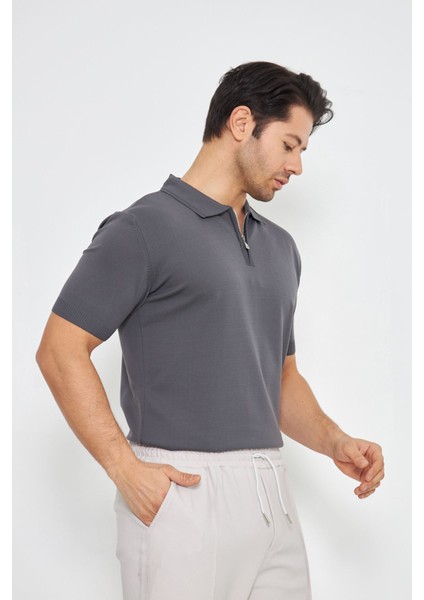 Erkek Yazlık Rahat ve Trend Polo Yaka ve Dikey Fermuarlı Klasik Kısa Kollu Kazak fırsatları