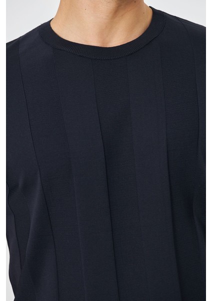 Erkek Kısa Kollu Bisiklet Yaka Düz Kabartma Desen Yaza Uygun ve Günlük Kullanıma Şık Rahat Triko