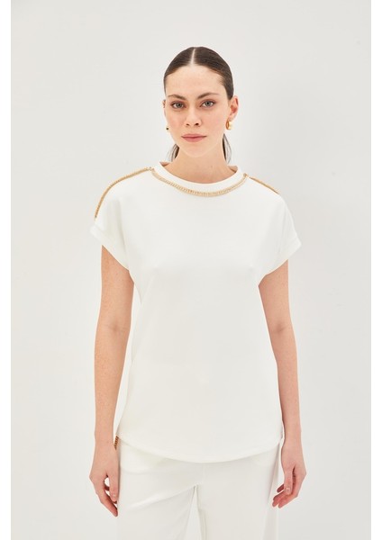 Gold Zincir Detaylı Bisiklet Yaka Regular Örme Tişört indirimleri